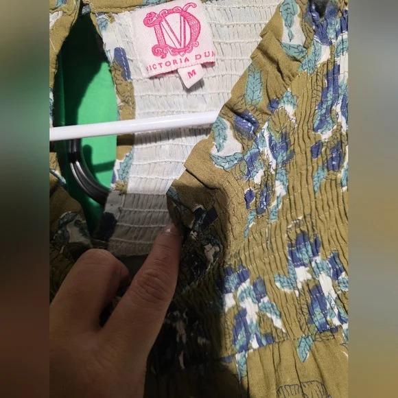 Victoria Dunn Olive and Blue Floral Dress EUC Medium PTP 24 Length 38 - Picture 3 of 3